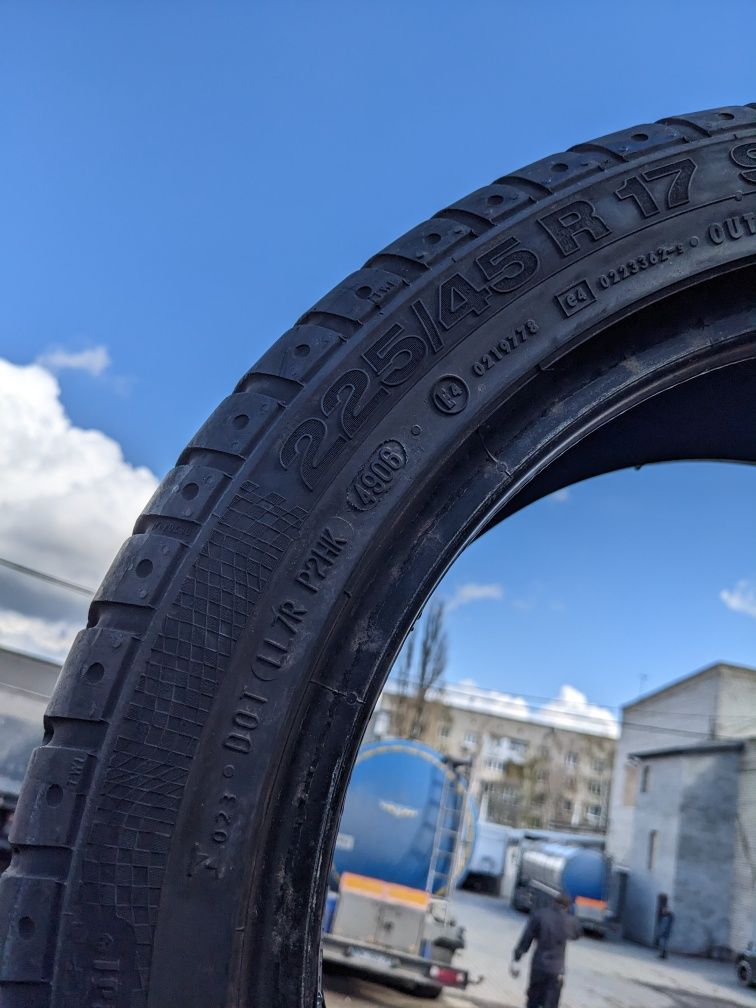 225/45R17 Continental літній комплект