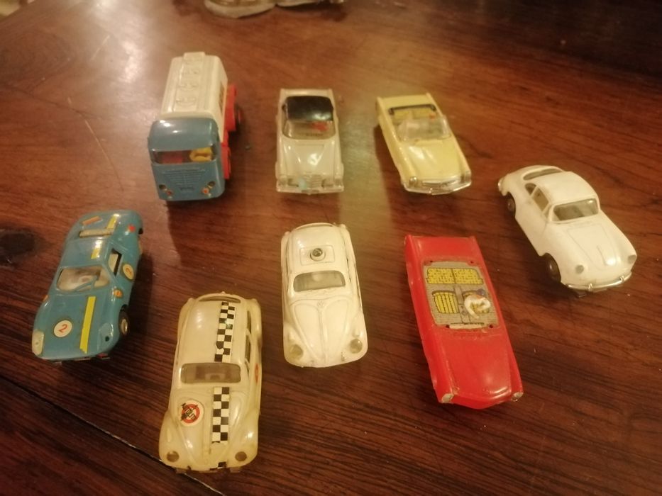 Slot - pista é 8 carros da Faller - Aurora