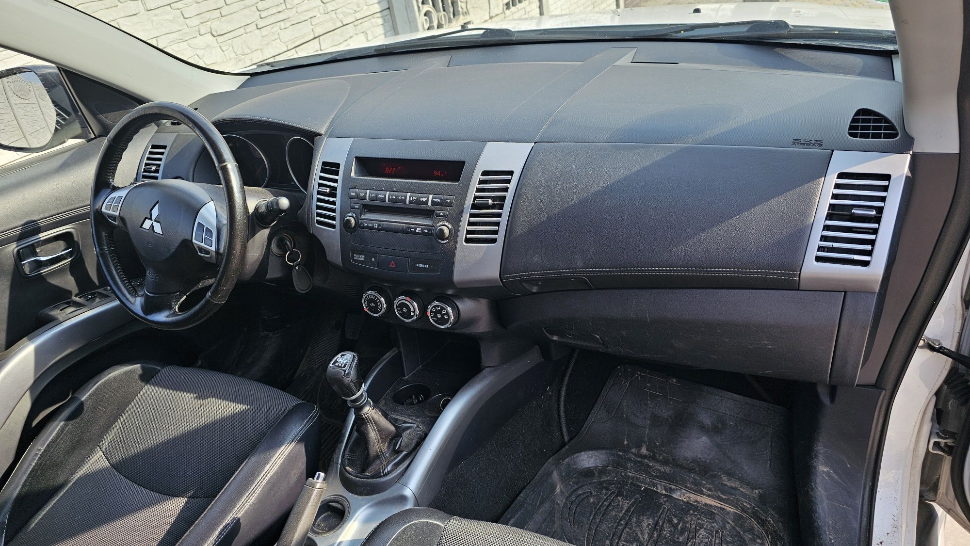 Разборка запчасти авторазборка mitsubishi outlander XL рестайлинг 4n14