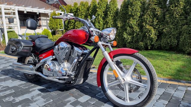 Honda VT1300 sprowadzony z USA zarejestrowany super stan bezwypadkowy