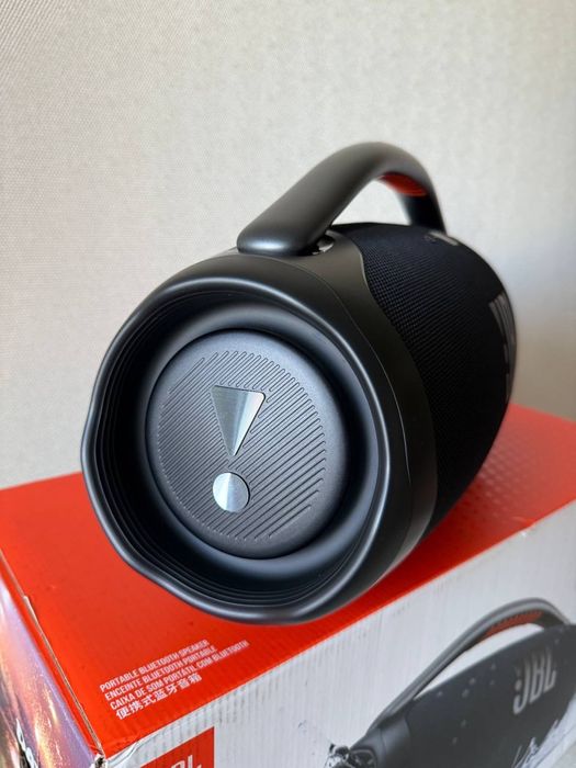 Колонка JBL Boombox 3