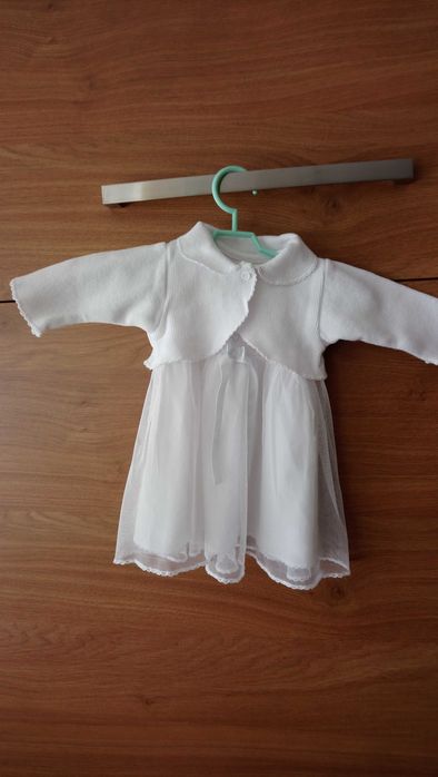 Ubranko do chrztu, sukienka, komplet, rozmiar 62. Czapeczka gratis.