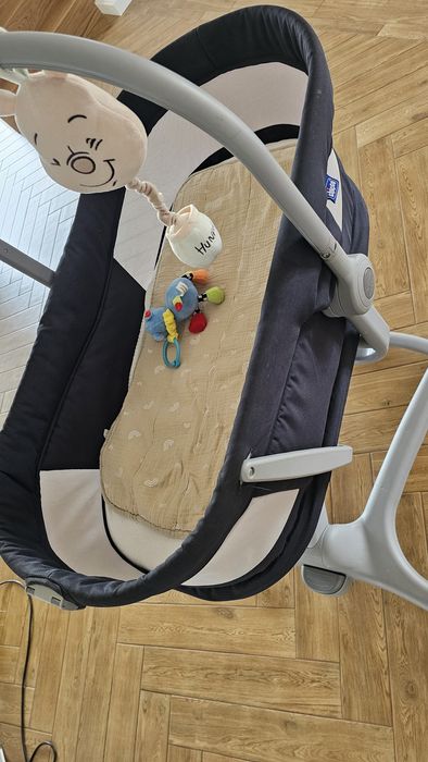 Łóżeczko Chicco Baby Hug 4w1 air + materac
