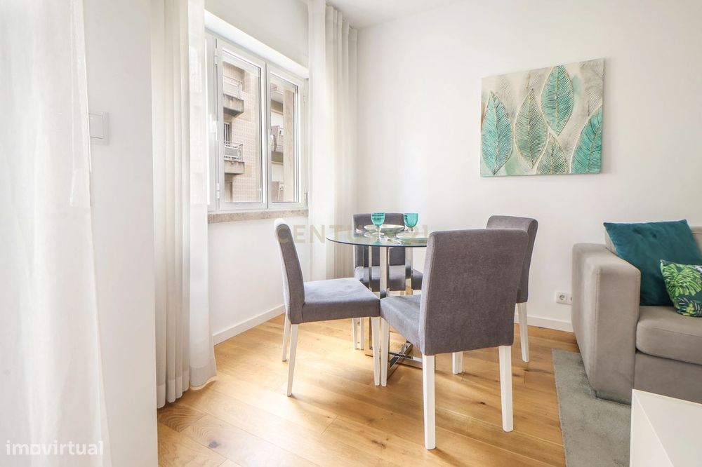Apartamento T1 para arrendar   Bairro de Santos