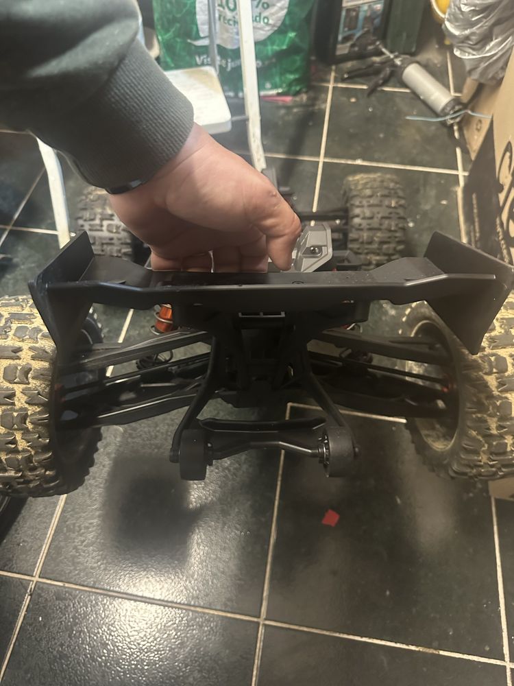 Traxxas xrt 1/5 laranja