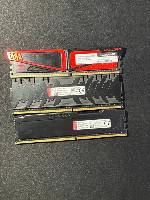 лот оперативной памяти 2x8 + 1x16 ddr4
