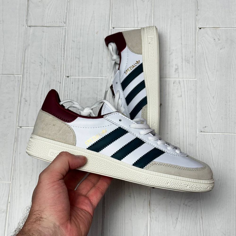 Кросівки adidas spezial
