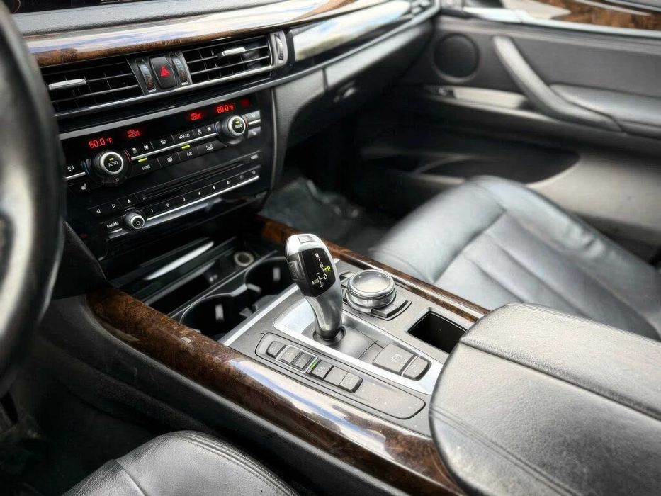 BMW X5 xDrive35i      2014