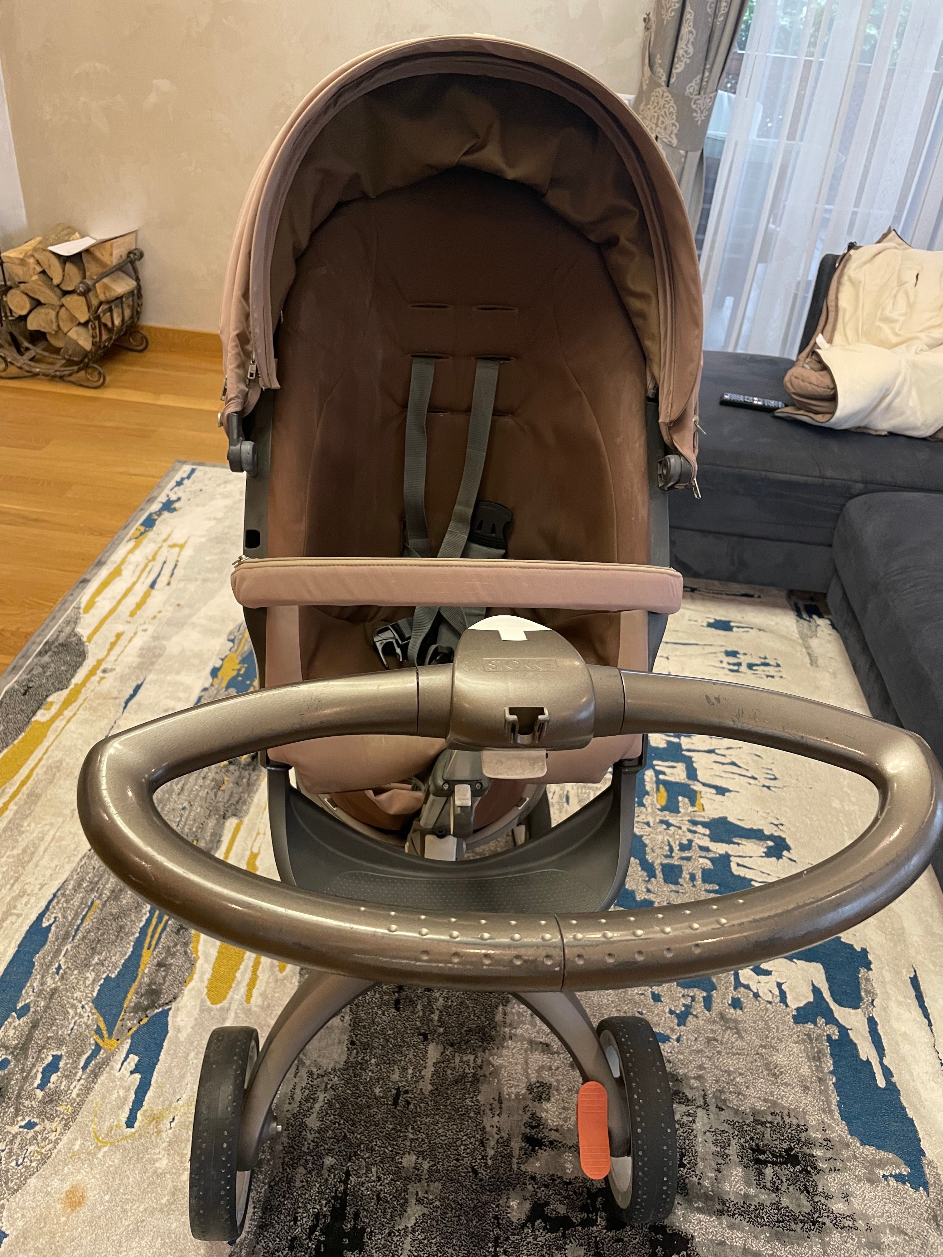 Продам коляску stokke