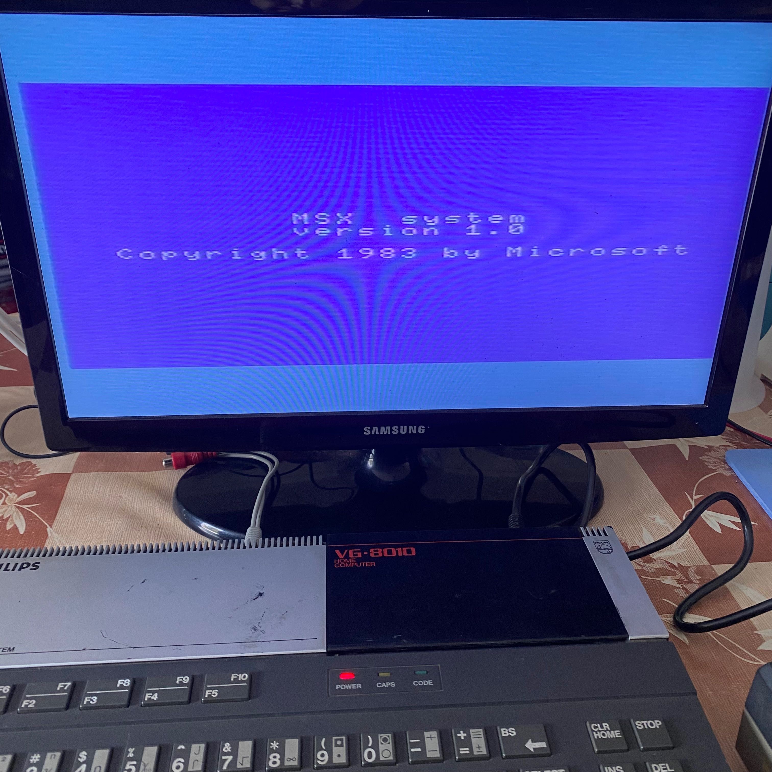 Consola Computador PHILIPS MSX VG-8010 + fonte VU-0022 original top!