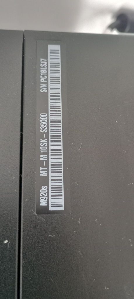 Zestaw komputerowy Lenovo M920S i5-9500, 256GB SSD z monitorem HP 22"