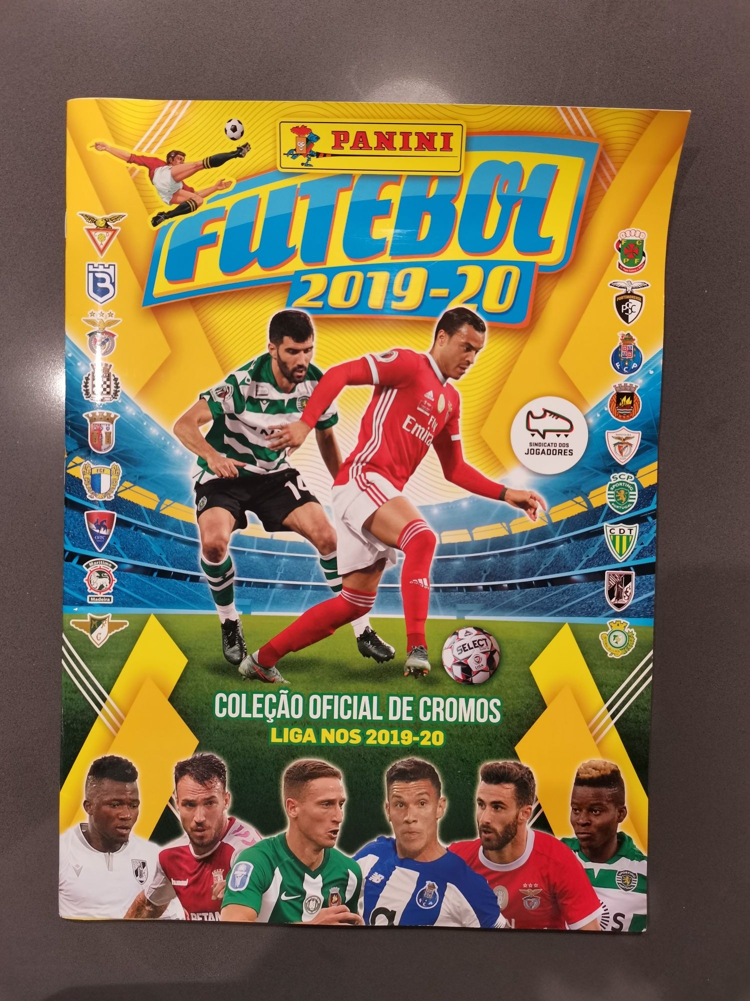 Caderneta Futebol 2019-20 (Panini)