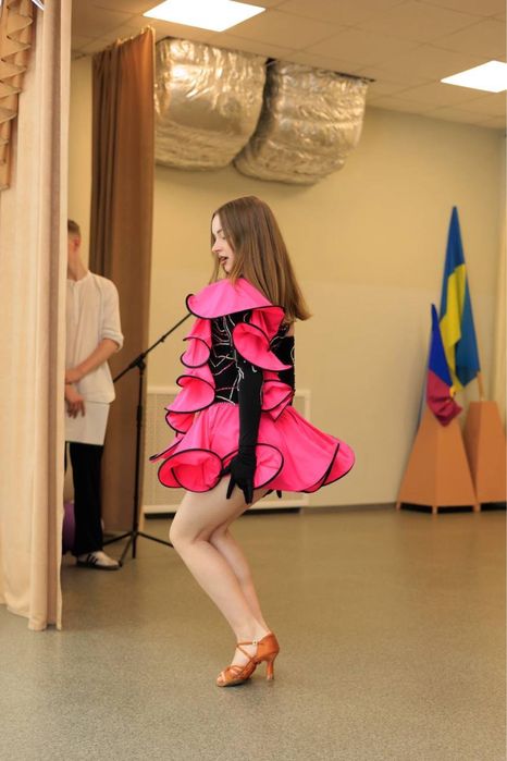 Сукня для латини