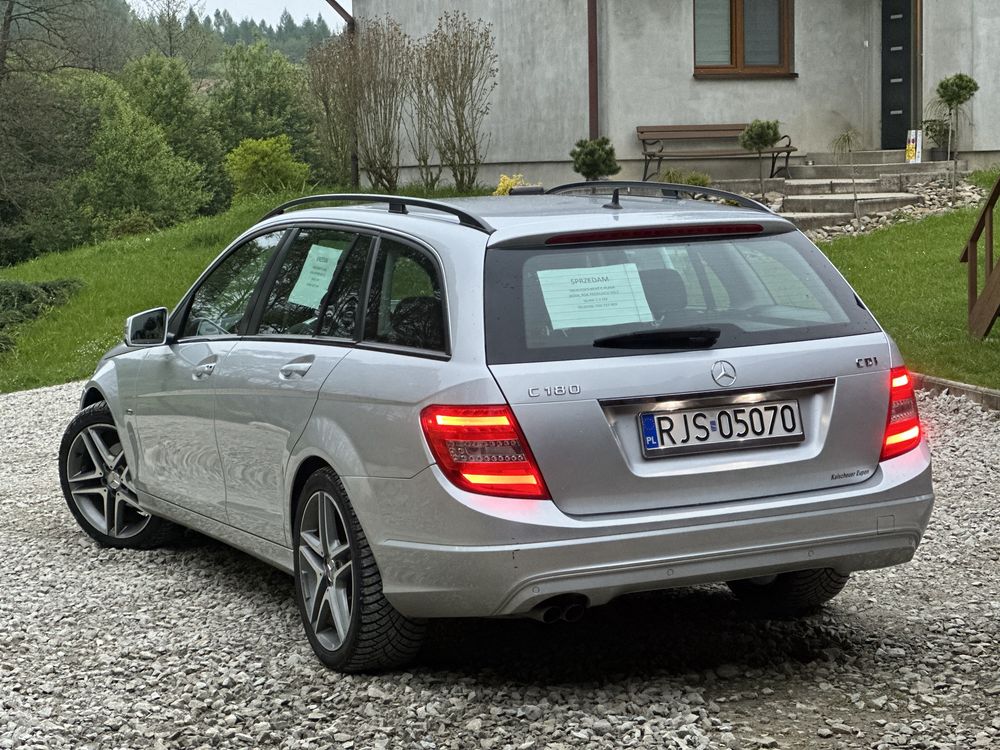 Zadbany Mercedes Klasa C W204 Lift, prywatny