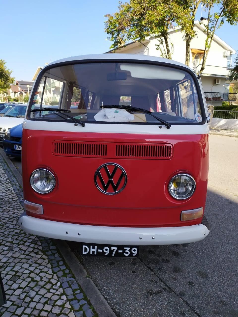 Disponível para serviços casamento,eventos etc...