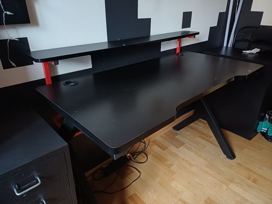 Biurko gamingowe huzaro