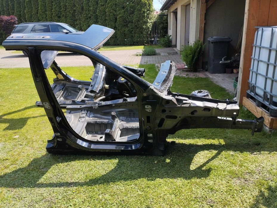 Ćwiartka prawy przód jeep grand cherokee WK2