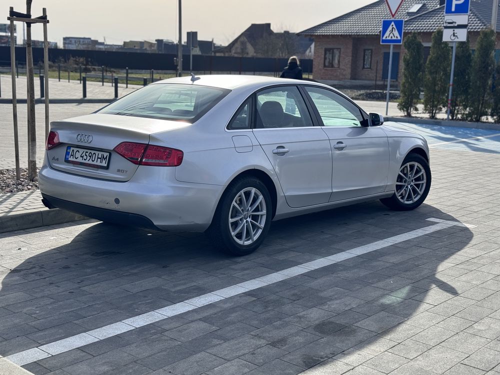 Audi A4 b8 2010 2.0TFSI 211к.с