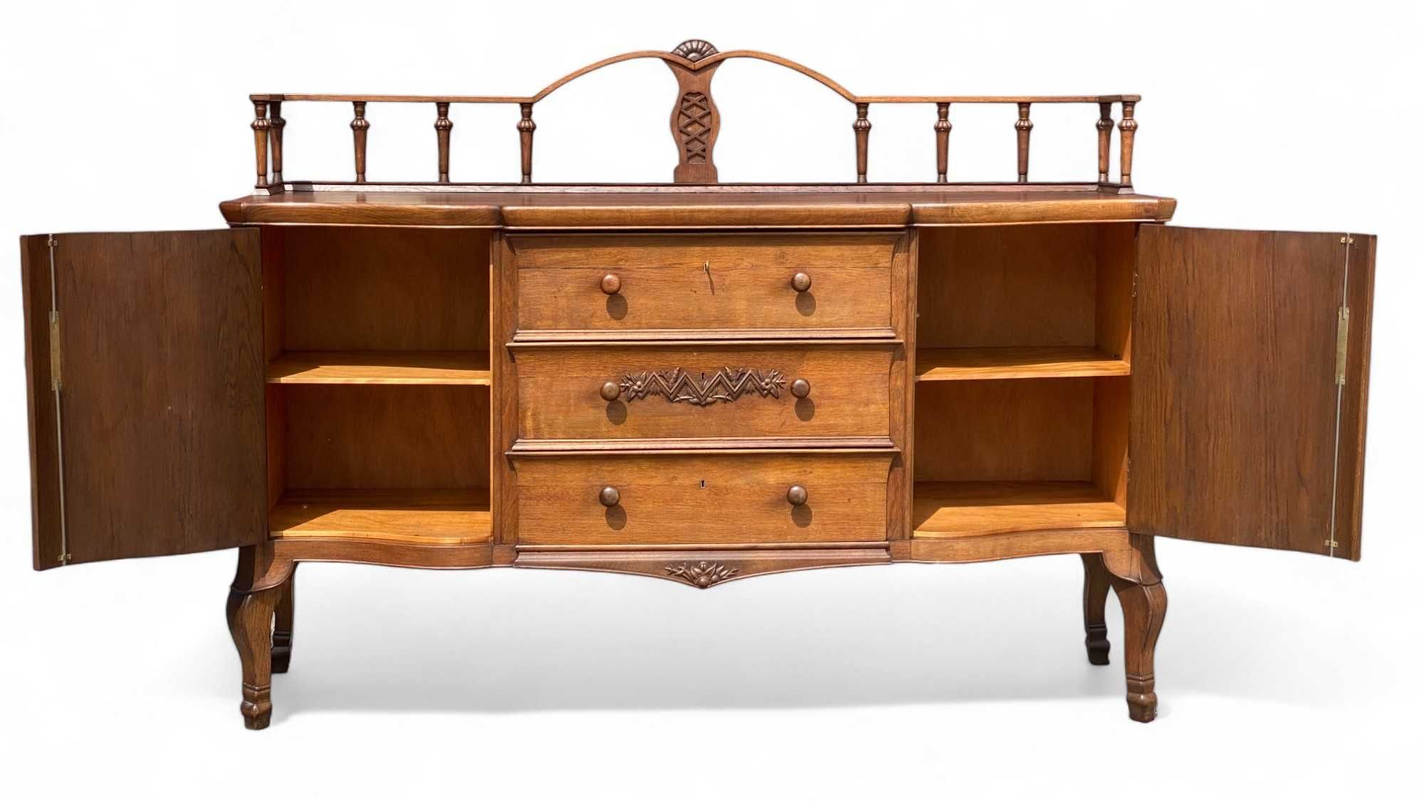 Pięknie zdobiona komoda dębowa w stylu ludwikowskim, sideboard bufet