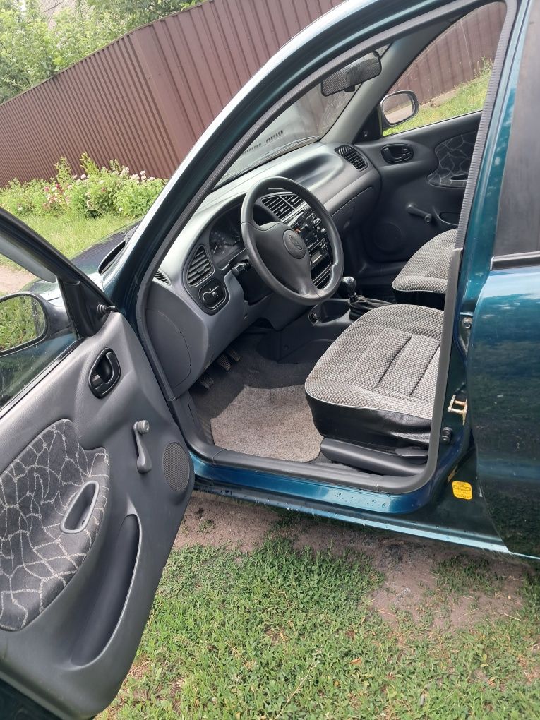 Продам авто Daewoo Sens