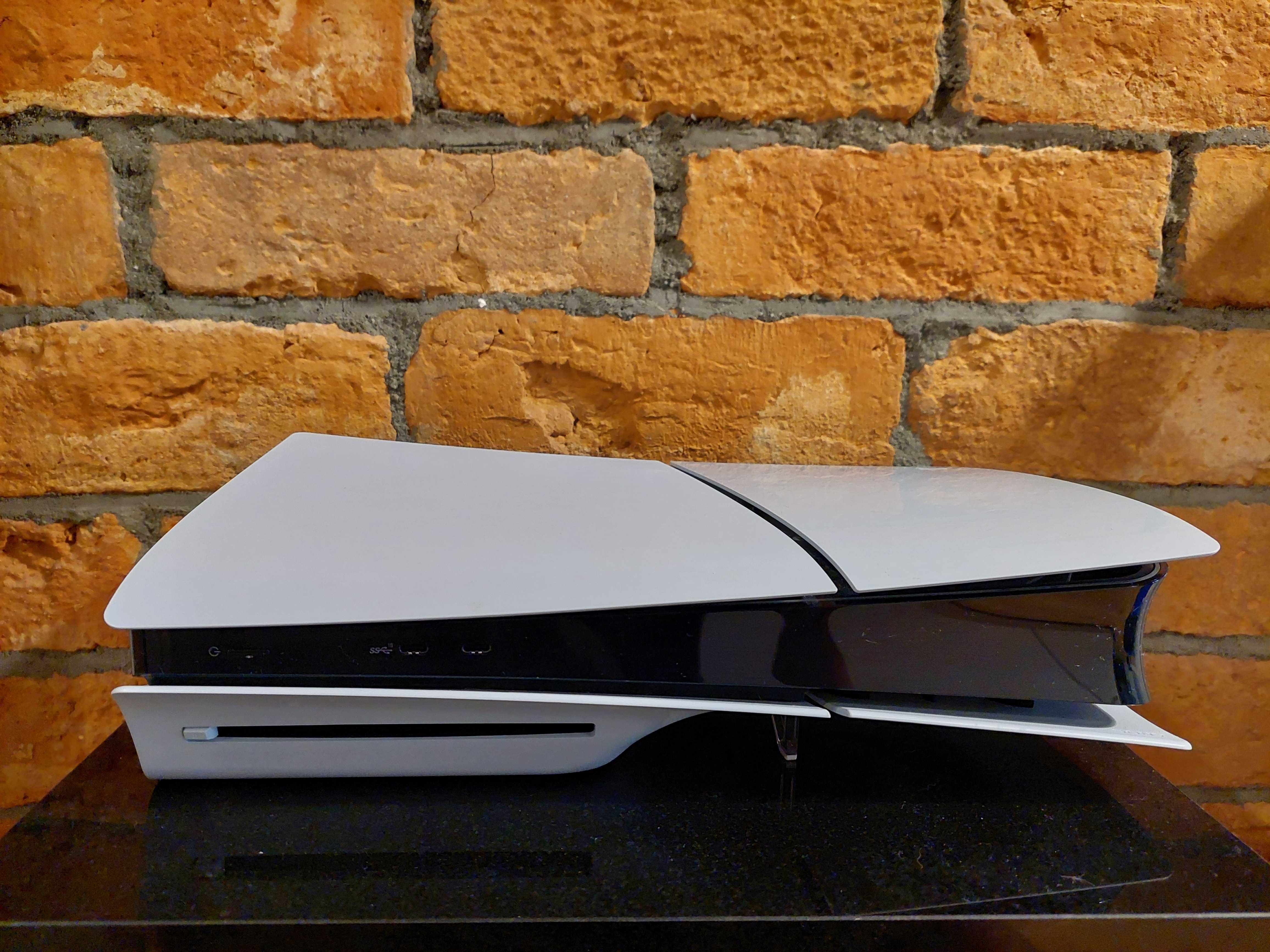 Konsola SONY PlayStation 5 PS5 1TB napęd 2X PAD FV GWAR FC25 jak Nowa