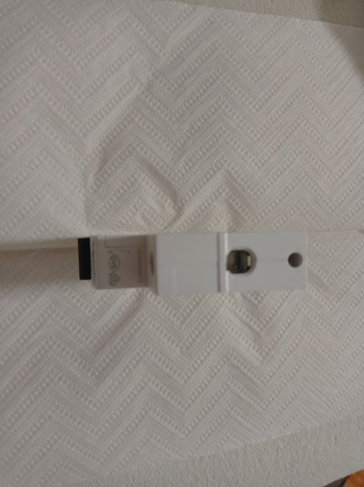 Wyłącznik nadprądowy Schneider b16 1p 1f bezpiecznik