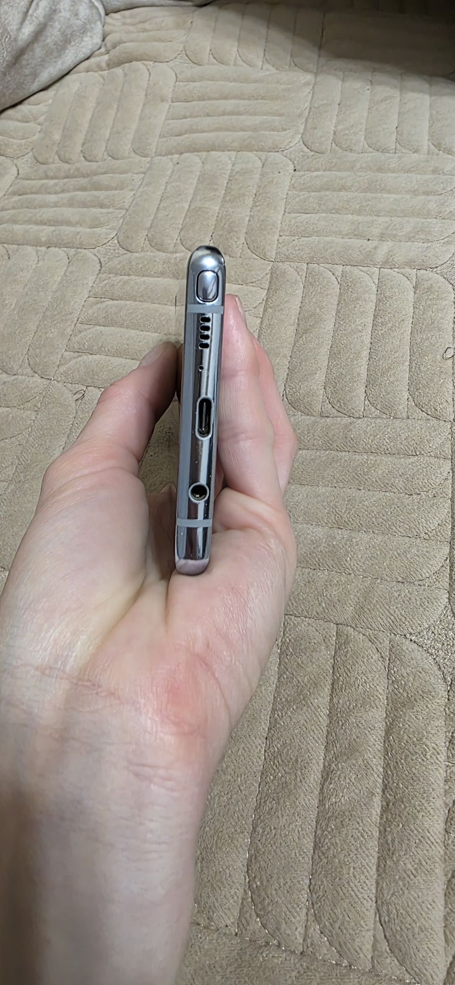 Продам телефон Samsung Galaxy Note 8 n950F