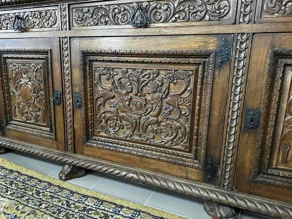 Корпусні меблі антиквар з Франціі комод шафа, тумба