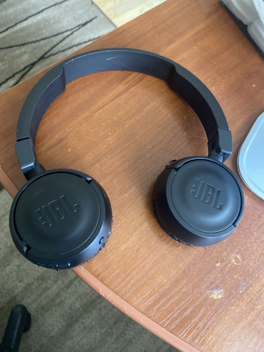 JBL T450BT black