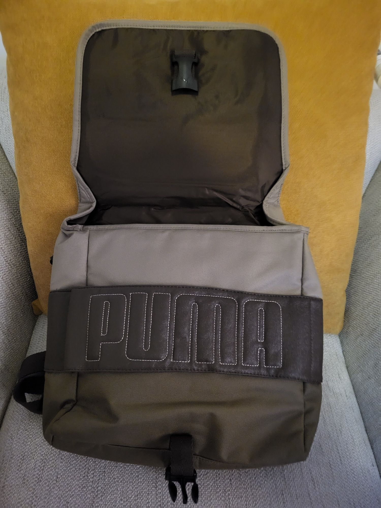 Mala/Bolsa  da Puma NOVA.