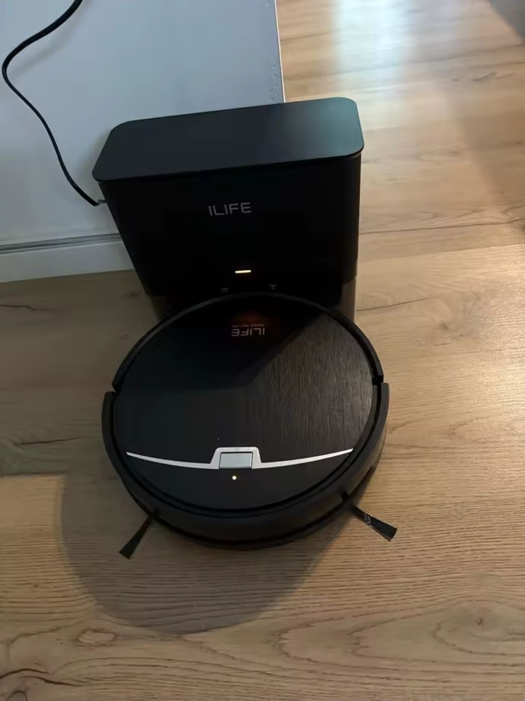 Nowy iLIFE V9 PRO - 2 w 1 - mega odkurzacz i mop ze stacją dokującą