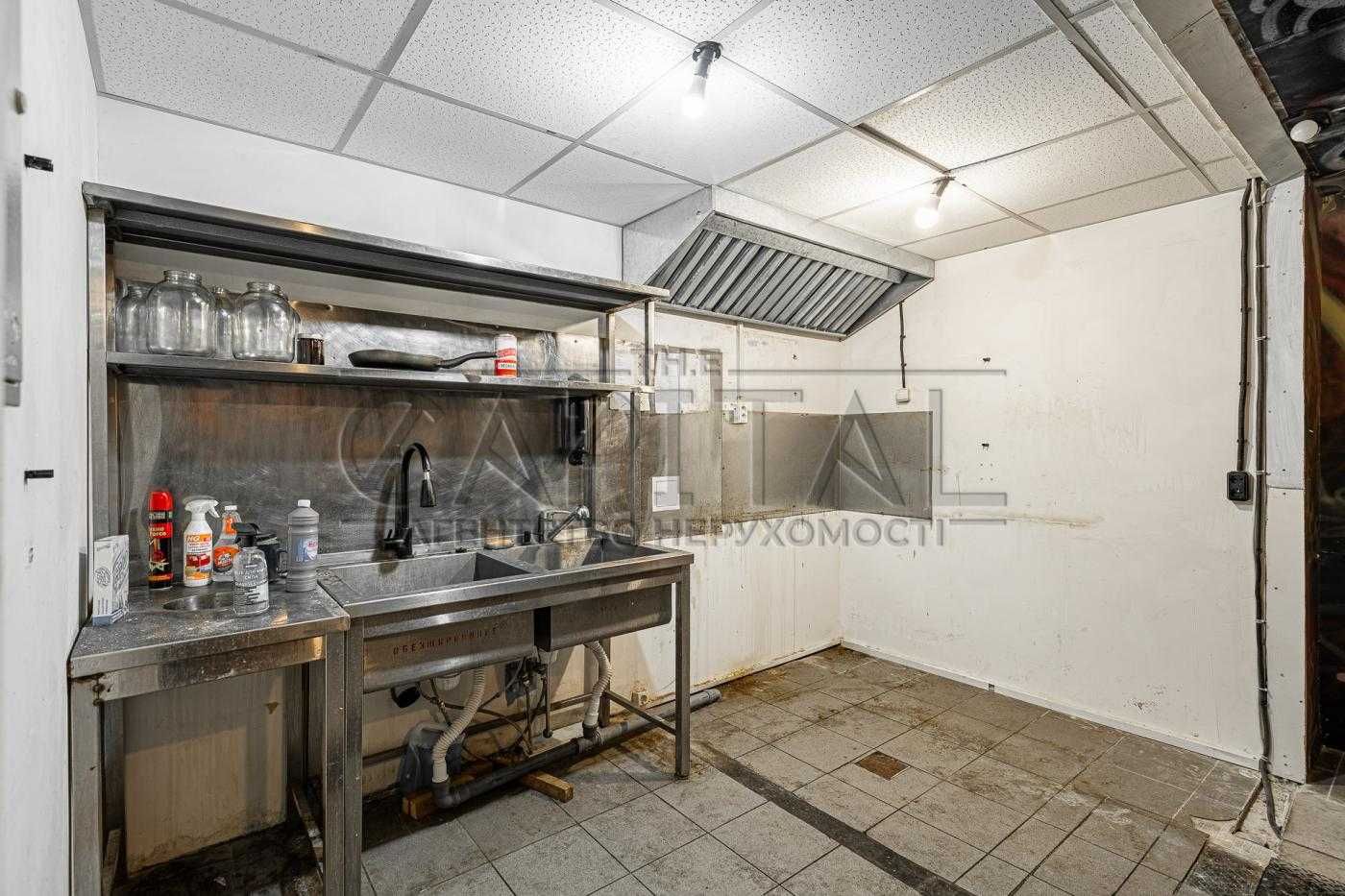 Продаж / Об'єкт сфери обслуговування / вул. Саксаганського 280 m2