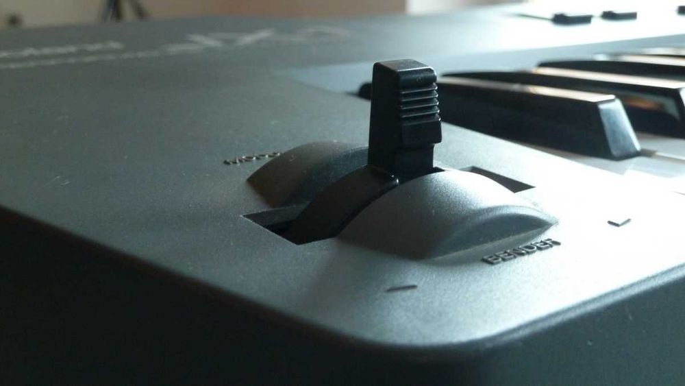 Syntezator ROLAND JX-1 - 1991 r. (oryg. futerał) - STAN KOLEKCJONERSKI