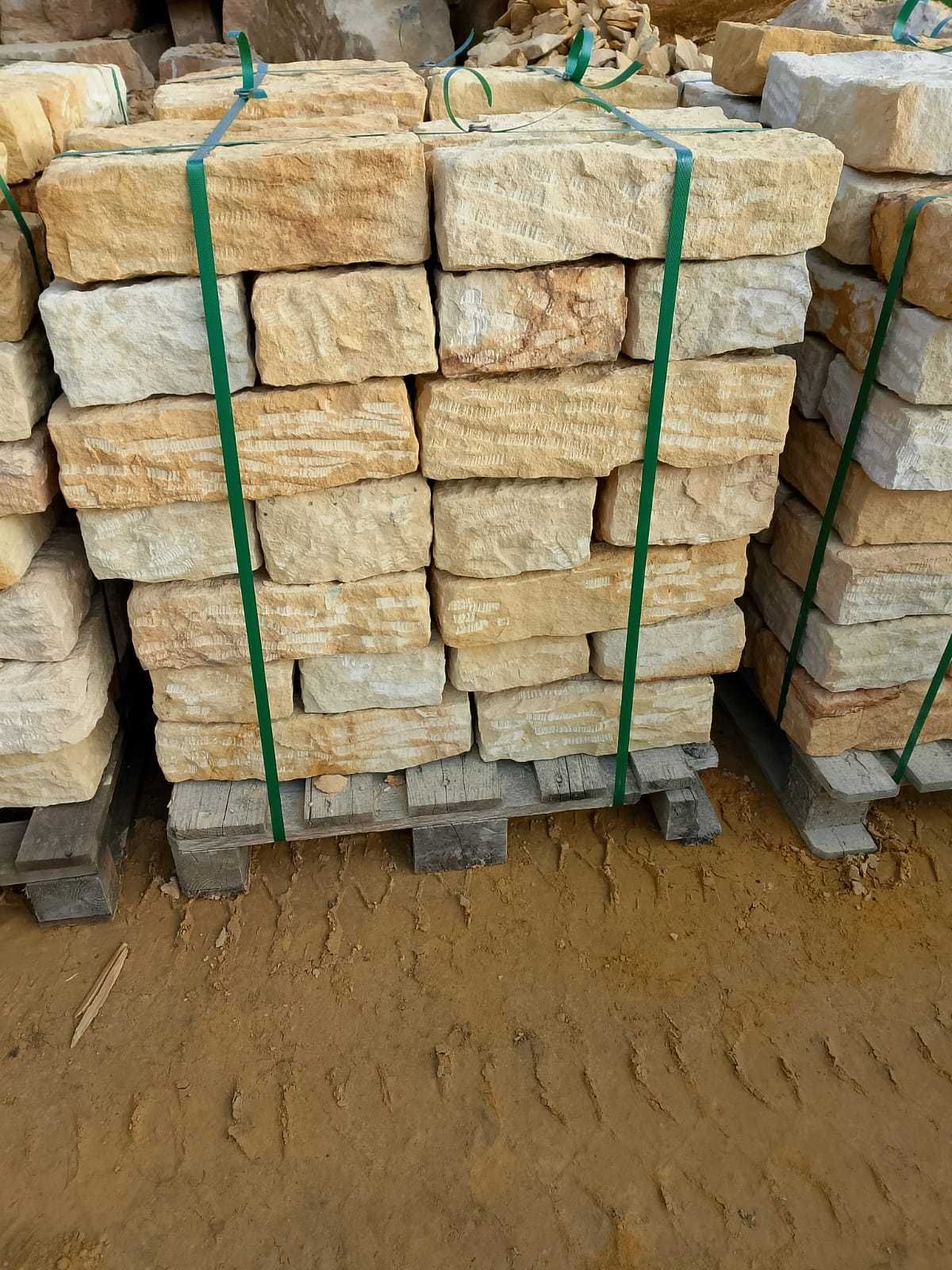 Kamień piaskowiec łupany kostka 10x20x40