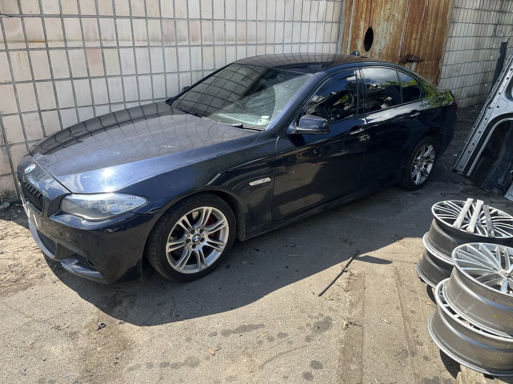 Крышка багажника BMW F10 цвет 416 обшивка багажника Разборка Ф10 Ф11