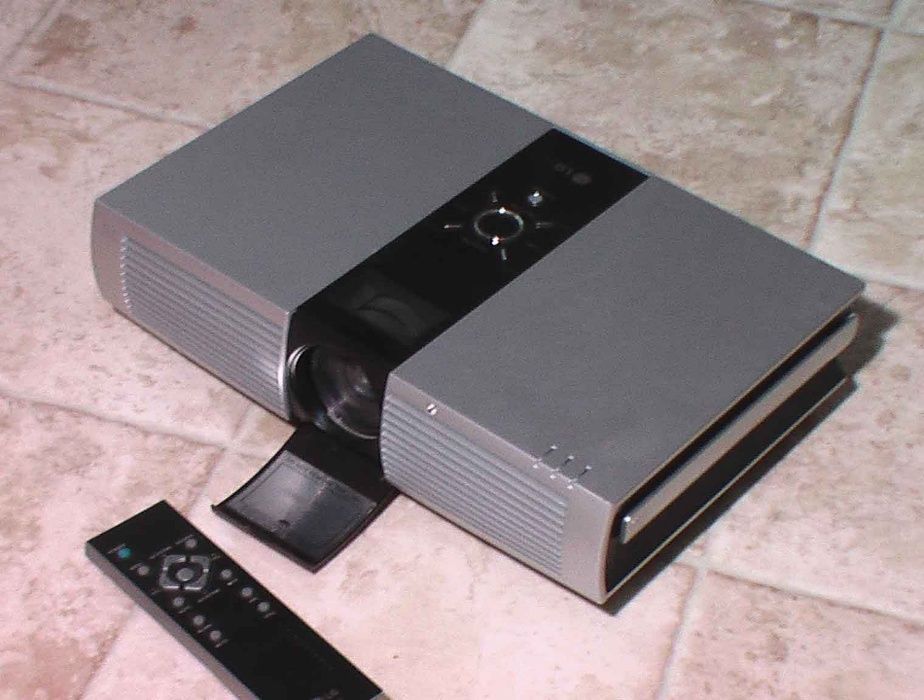 Projektor rzutnik multimedialny LG RD-JT91  TV ekran