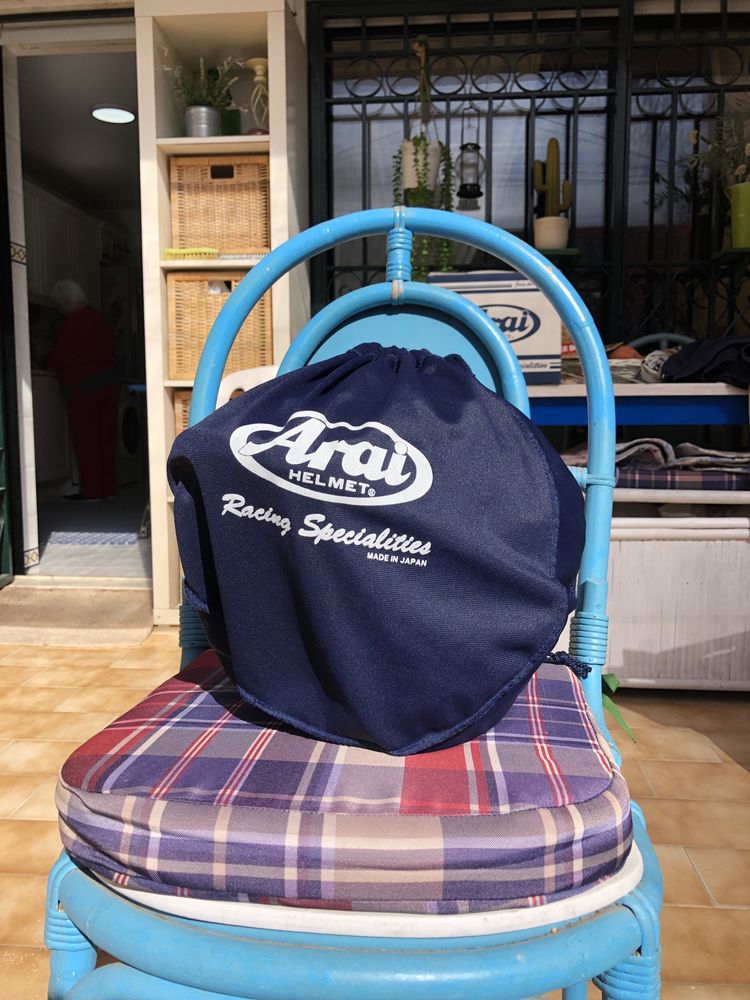 Arai Capacete aberto