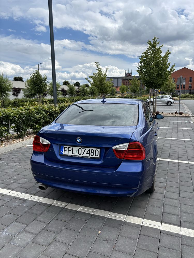 Sprzedam Niebieskie Bmw e90