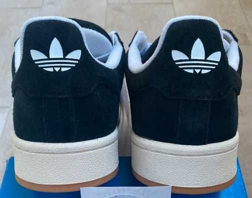 Adidas Originals “campus 00s black”
42