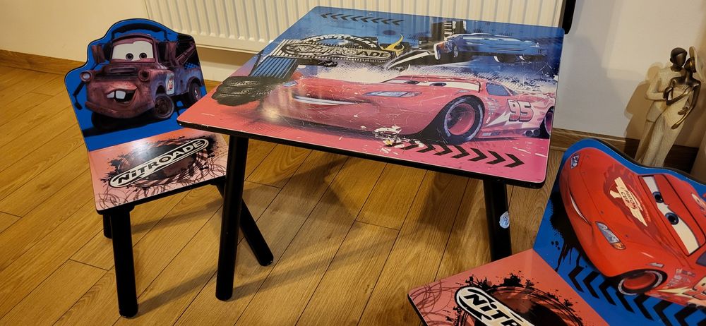 Stolik i krzesełka Zygzak Mcqueen cars