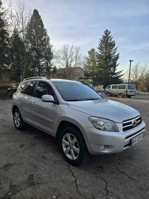 Продам Toyota Rav4 4x4. 6750$
