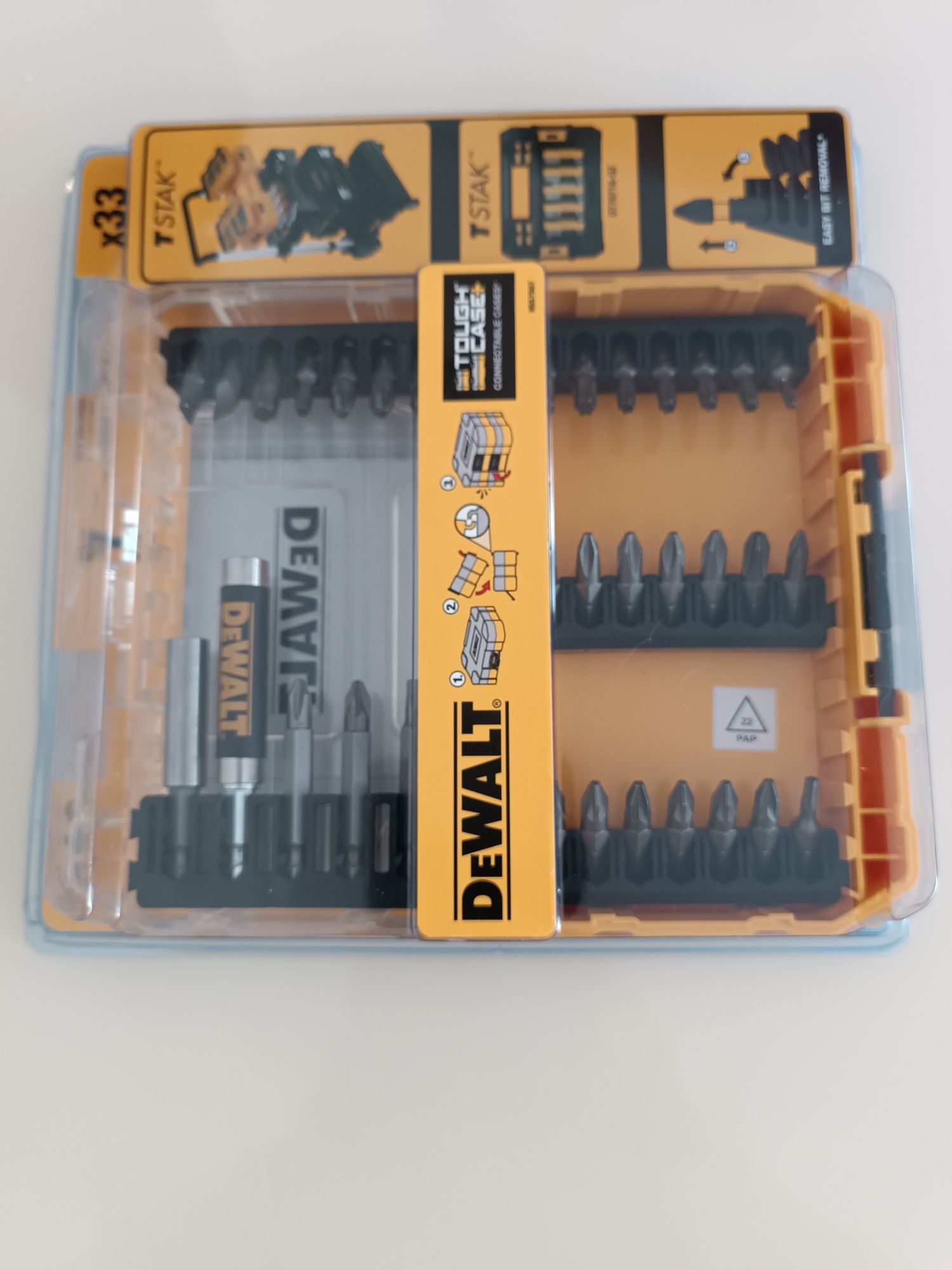 Продам набор бит DeWalt