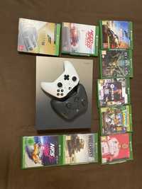 Xbox one x 1tb+2 pady+9 gier