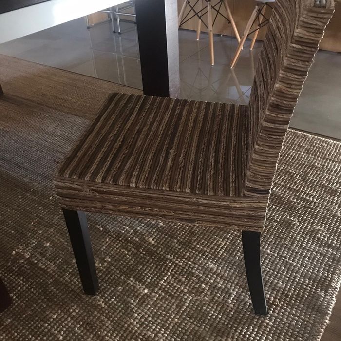 Mesa wengué em bom estado