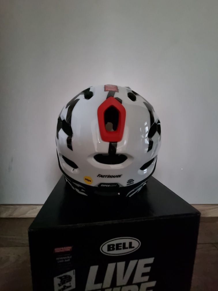 Kask bell duper dh fasthouse