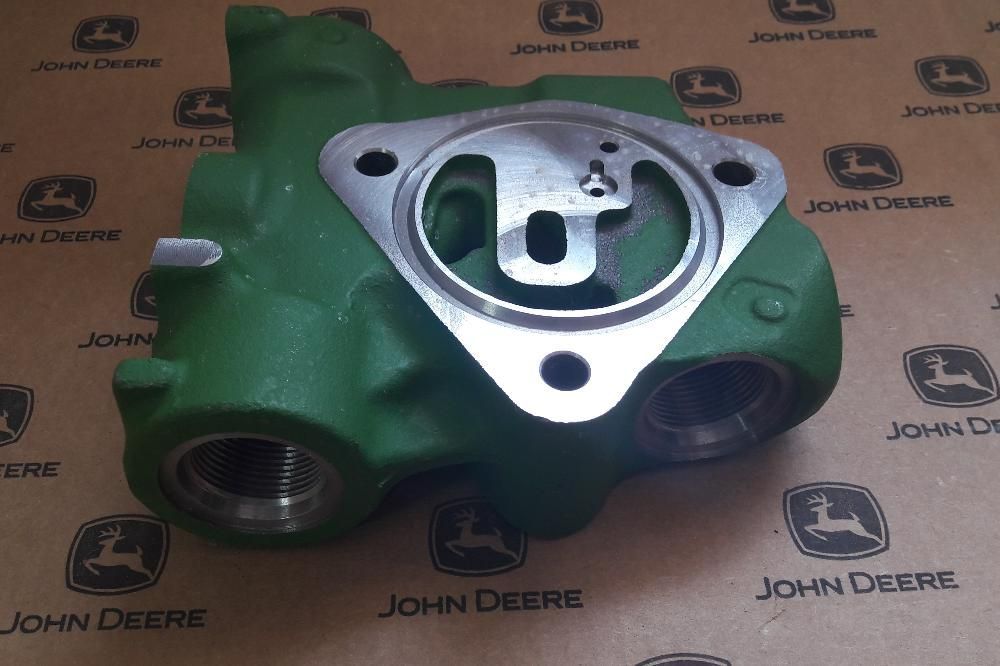 Blok Hydrauliki John Deere L159026 ,6210, 6300,6410,6620,6820,6920