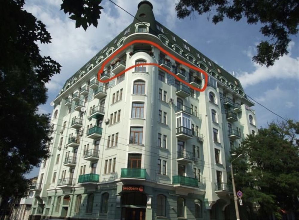 Видовая квартира 138 м в статусном кирпичном доме в центре Одессы!