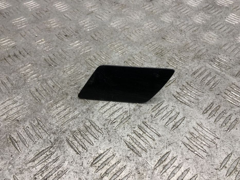 Накладка форсунки омывателя левой фары 80A807753GRU для Audi Q5 ІІ FY