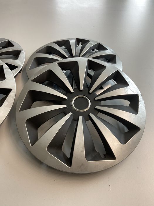 Комплект колпаків r16