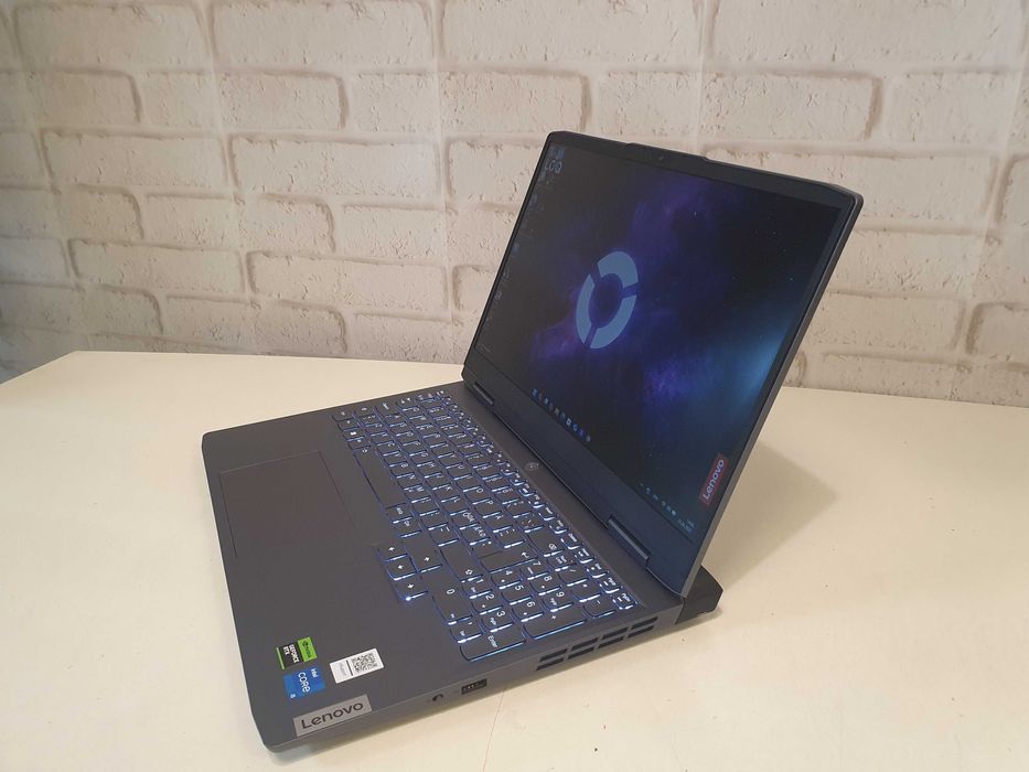 Игровой ноутбук Lenovo LOQ 15IRH8∎i5-12450H∎16GB DDR5∎144ГЦ∎RTX4050